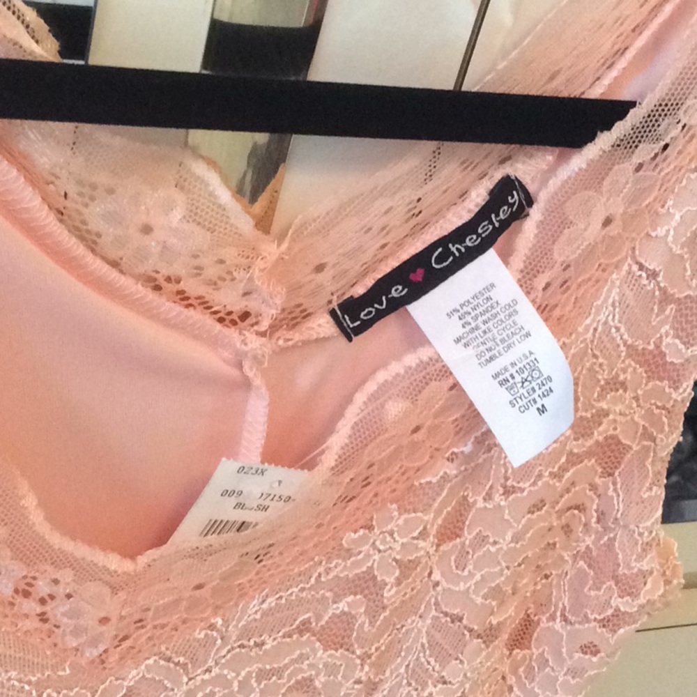 Love ❤️ chesley pretty dress,never used - Picture 5 of 5